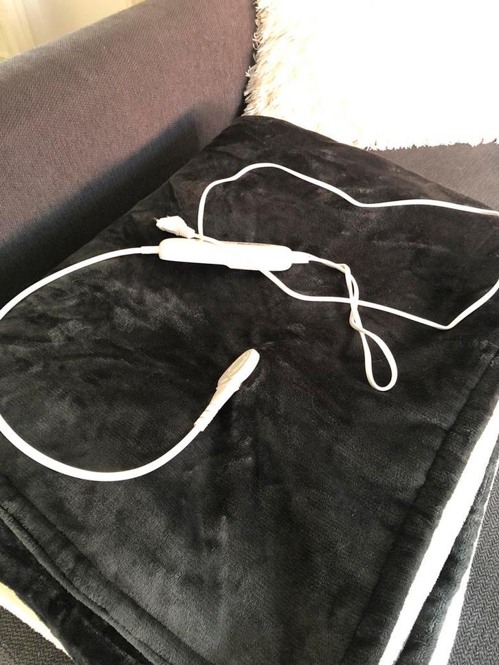 Heerlijke warme electriche deken, zo goed als nieuw!, Huis en Inrichting, Woonaccessoires | Plaids en Woondekens, Zo goed als nieuw