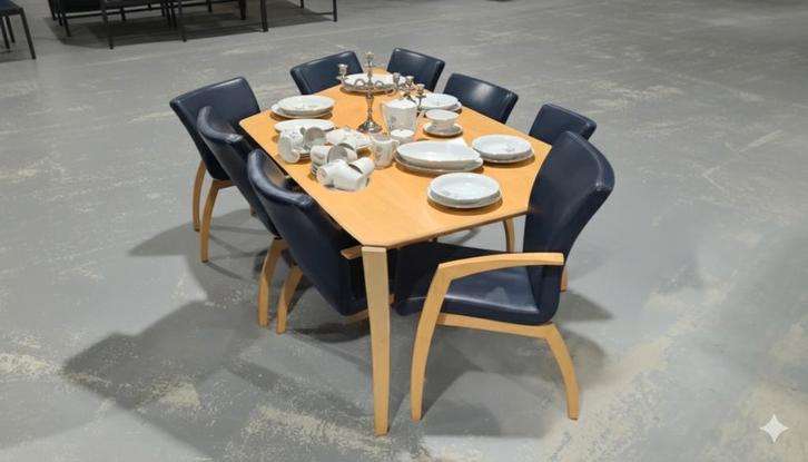 Leolux Camarilla Eetkamerset - Tafel + 6 Stoelen, Huis en Inrichting, Complete eetkamers, Gebruikt, 6 tot 8 stoelen, Ophalen of Verzenden