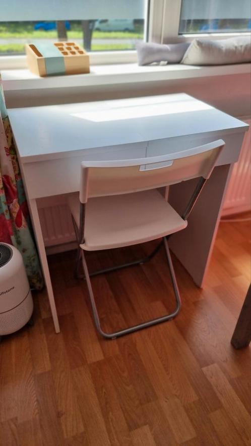 Kinderbureau kaptafel functie IKEA BRIMNES + stoel lade klep, Huis en Inrichting, Bureaus, Zo goed als nieuw, Bureau, Ophalen