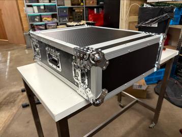 19 inch rack flightcase 4U - nooit gebruikt! beschikbaar voor biedingen
