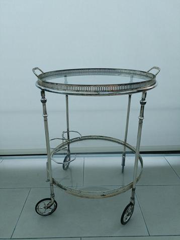 Vintage theetafel, antiek verzilverd trolley, dranken wagen beschikbaar voor biedingen