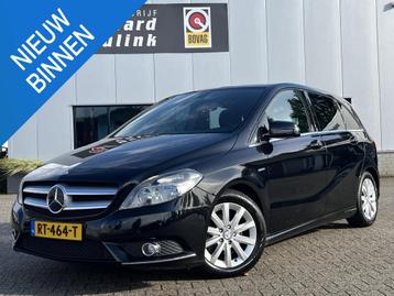 Mercedes-Benz B-klasse 180 Ambition TREKHAAK NAV CRUISE PDC beschikbaar voor biedingen