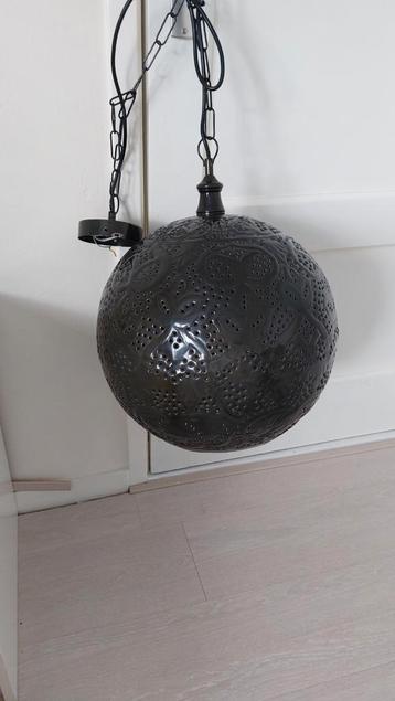 Zgan mooie grote zwarte bol hanglamp doorschijnend beschikbaar voor biedingen