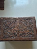 Handgesneden houten sierdoos met pauw – Indiaas / vintage, Antiek en Kunst, Ophalen of Verzenden