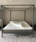 Bed met Ikea matras & topper 180x200, Grijs, 180 cm, Hemelbed, Zo goed als nieuw