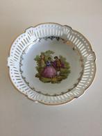 Vintage/retro witte schaal met Franse voorstelling., Antiek en Kunst, Antiek | Porselein, Ophalen of Verzenden