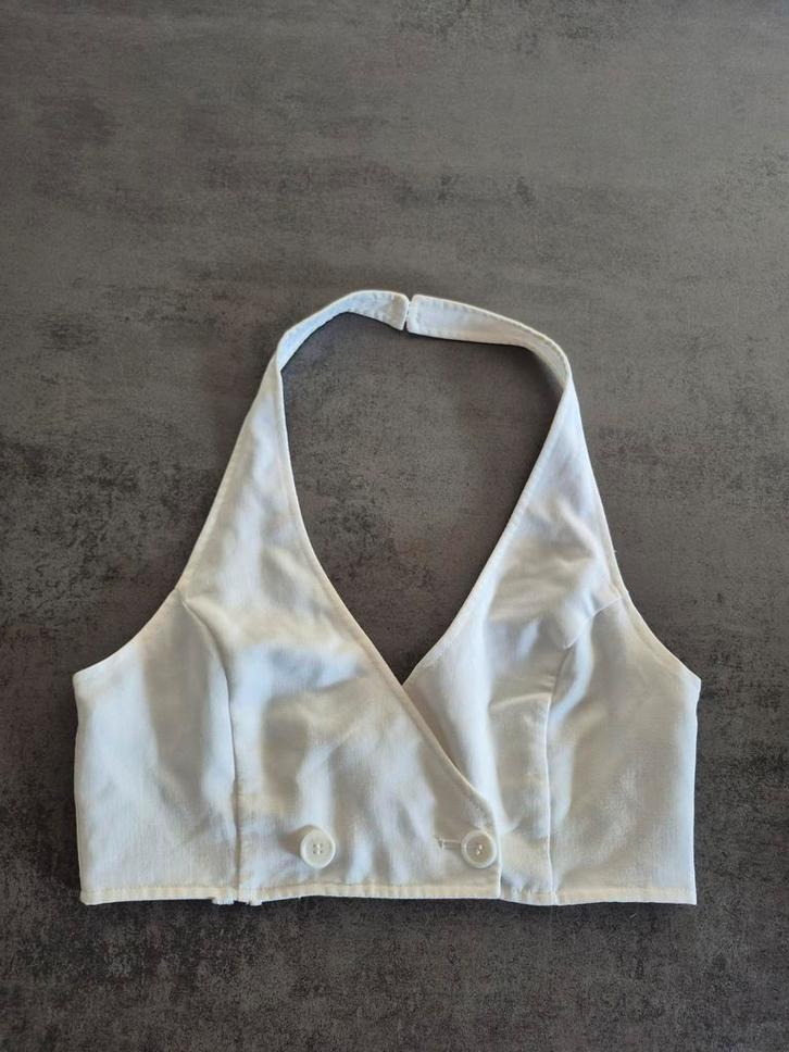 H&M divided top crop M 38 wit knopen, Kleding | Dames, Tops, Zo goed als nieuw, Maat 38/40 (M), Wit, Zonder mouw, Ophalen of Verzenden
