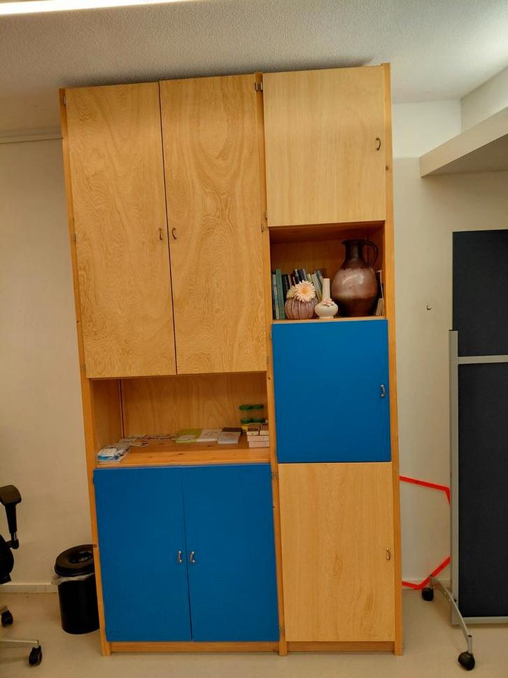 Lundia Kast 240x130, Huis en Inrichting, Kasten | Wandmeubels, Gebruikt, 200 cm of meer, 50 tot 75 cm, Ophalen of Verzenden