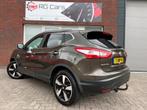 Nissan Qashqai 1.2 Connect Edition / 1e Eig / Pano / PDC / 3, Voorwielaandrijving, Euro 5, Stof, Gebruikt