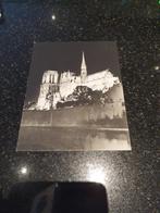 Parijs verlichte Notre Dame kerk Frankrijk, Verzamelen, Ansichtkaarten | Buitenland, Frankrijk, Ophalen of Verzenden