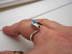 Zilveren modernist ring met turquoise maat ruim 17.5 nr.101, Sieraden, Tassen en Uiterlijk, Ringen, 17 tot 18, Dame, Zo goed als nieuw