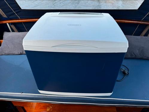 Heerlijk ruime Mobicool koelbox/vriezer 12v 220v, Caravans en Kamperen, Koelboxen, Zo goed als nieuw, Koelbox, Elektrisch, Ophalen