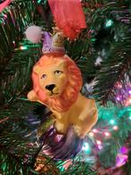 Fred van leer kerstbal ornament leeuw op bal, Diversen, Ophalen of Verzenden, Zo goed als nieuw