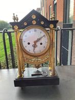 Franse Empire pendule met touwslinger, Antiek en Kunst, Antiek | Klokken, Ophalen of Verzenden
