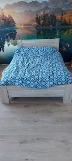 Tweepersoonsbed 140x220, Huis en Inrichting, Slaapkamer | Bedden, Ophalen, Gebruikt, Bruin, Tweepersoons