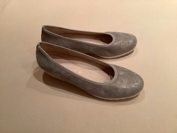 Prachtige Gabor schoenen/ instappers/ ballerina’s, 7G(40,5)., Kleding | Dames, Schoenen, Zo goed als nieuw, Ballerina's, Grijs