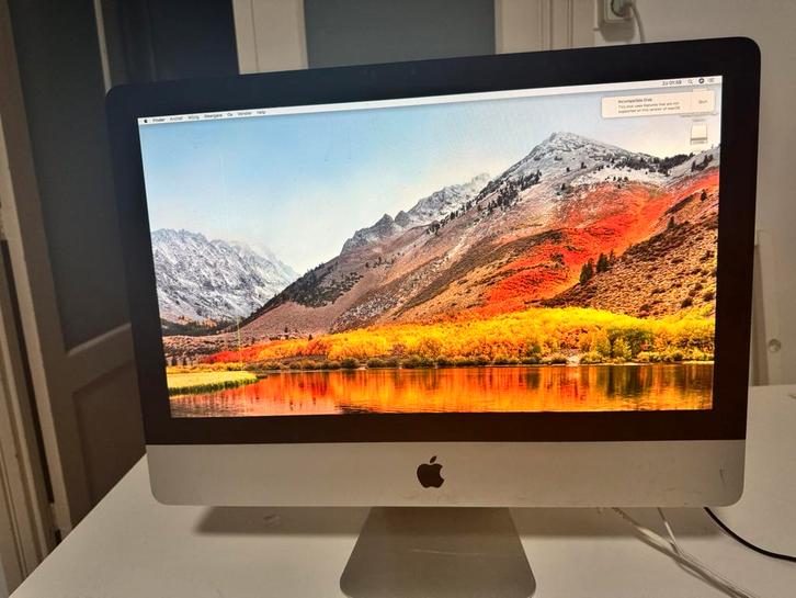 APPLE iMAC 21.5-inch ( Mid 2010 ), Computers en Software, Monitoren, Gebruikt, Ingebouwde speakers, Hoofdtelefoonaansluiting, Ingebouwde camera