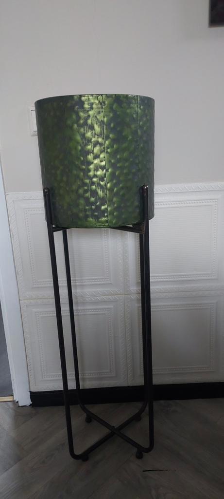 Groene Bloempot met Standaard - Zo Goed Als Nieuw!, Huis en Inrichting, Woonaccessoires | Vazen, Ophalen of Verzenden