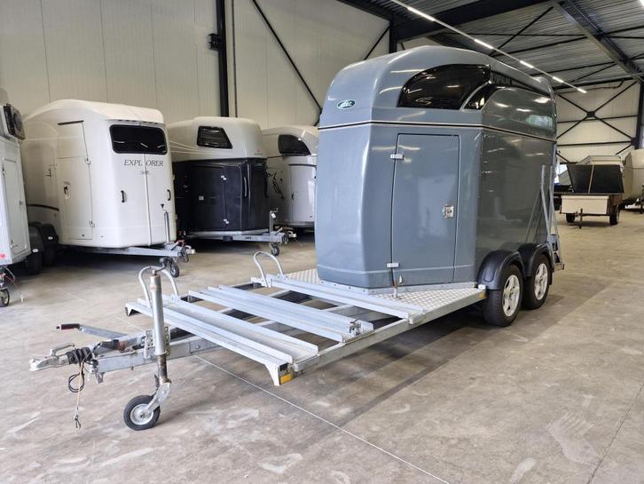 Jong gebruikte Atec Koetstrailer zadelkamer, veel extra's, Dieren en Toebehoren, Paarden en Pony's | Trailers en Aanhangwagens