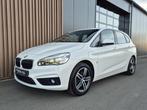 BMW 2-serie Active Tourer 225xe iPerformance Centennial Exec, Auto's, BMW, Automaat, 8 kWh, Gebruikt, Euro 6