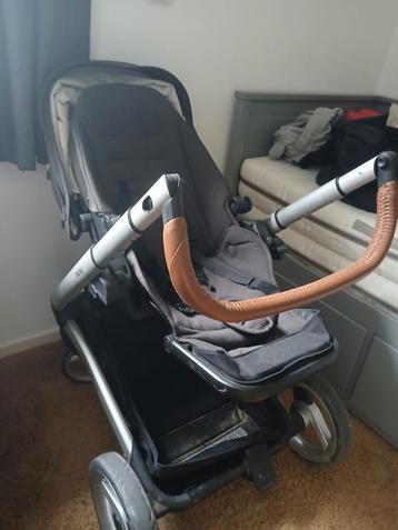 Kinderwagen beschikbaar voor biedingen