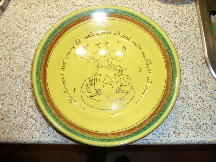 Kaas bord geel Frans opschrift, Antiek en Kunst, Antiek | Keramiek en Aardewerk, Ophalen of Verzenden