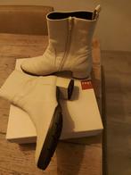 Laarzen crème kleurig, Kleding | Dames, Schoenen, Ophalen of Verzenden, Zo goed als nieuw, Beige