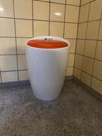 Space age krukje, Ophalen, Gebruikt, Kunststof