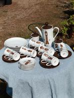 Porseleinen Klokkenservies, Antiek en Kunst, Antiek | Servies compleet, Ophalen