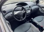 Toyota Yaris 1.0 VVT-i Sol Airco Elek.R 65PK, Stof, Zwart, 4 cilinders, Bedrijf