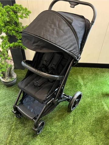 Deryan XP XL Kinderbuggy - Compact - Showroom Zwart beschikbaar voor biedingen