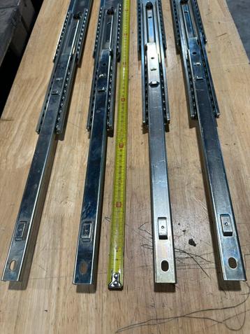 Heavy Duty geleiders 4 stuks beschikbaar voor biedingen