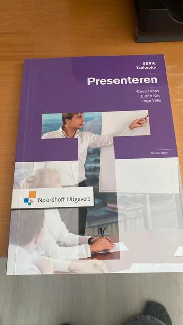 Inge Ville - Presenteren beschikbaar voor biedingen