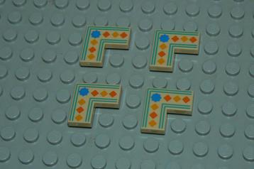 L904 Tegels 2x2 hoek beige decoratie tegels 4 st. beschikbaar voor biedingen