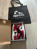 Nike Air Jordan 1 Mid Chicago Toe Black Toe Red Maat EU36,5, Nieuw, Jordan, Sneakers of Gympen, Verzenden