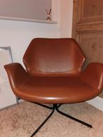 Cognac loungestoel / fauteuil van Zuiver, Huis en Inrichting, Ophalen, Gebruikt, Minder dan 75 cm, 75 tot 100 cm
