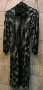 K-Design Lange Zwarte Jurk Maat 42, Zwart, Maat 42/44 (L), Ophalen of Verzenden, Onder de knie