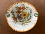 Unique Gouda Holland schaaltje met bloemen, Ophalen of Verzenden