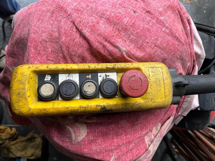 takelbesturing, Doe-het-zelf en Verbouw, Lieren en Takels, Gebruikt, Elektrisch, Ophalen of Verzenden