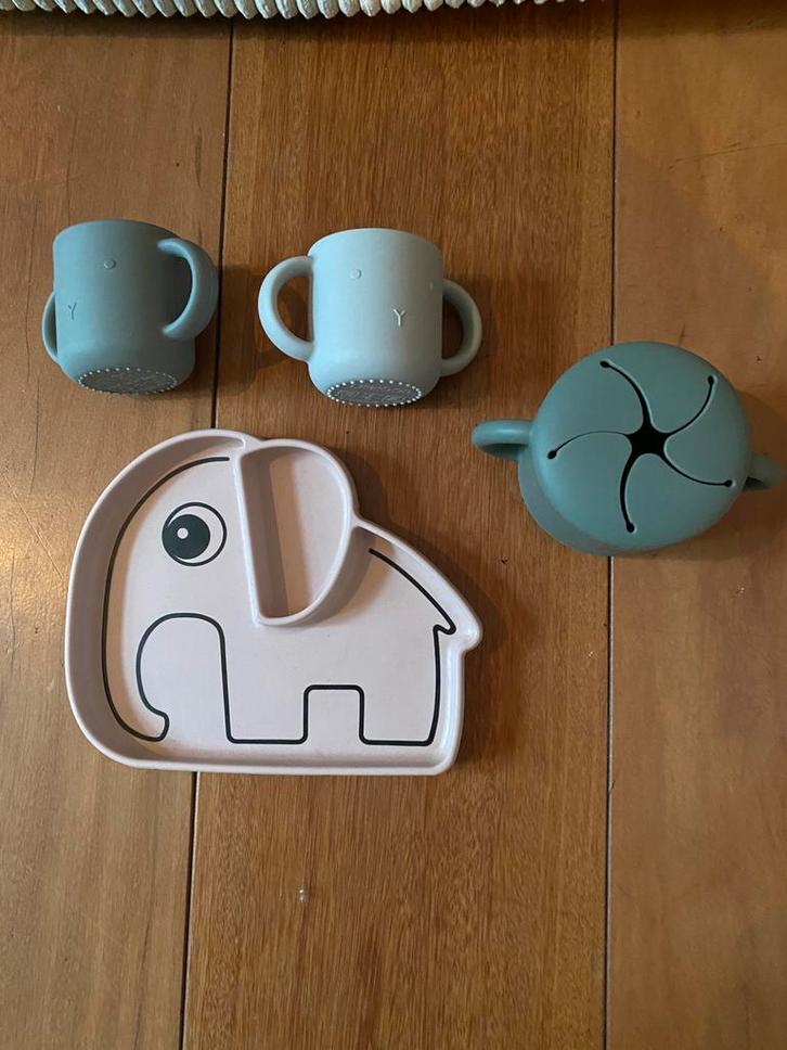 Set BPA vrij kinderservies Liewood/Mushie/Donebydeer, Kinderen en Baby's, Babyvoeding en Toebehoren, Zo goed als nieuw, Overige typen