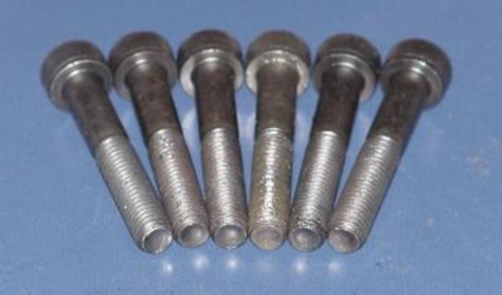 Steekasbouten 3101837 voor de Daf en Volvo 66, Auto-onderdelen, Transmissie en Toebehoren, Oldtimer onderdelen, Overige automerken