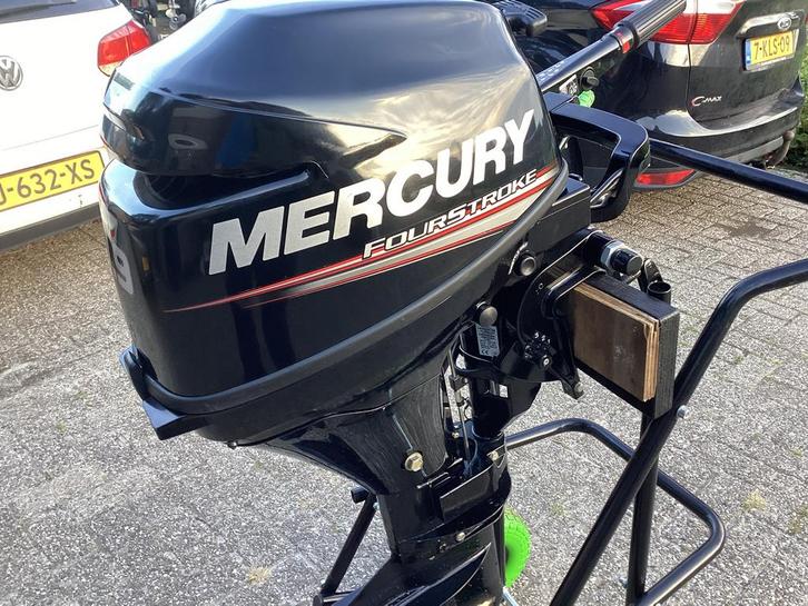 Mercury 9.9 pk kortstaart geplaatst 20 oktober, Watersport en Boten, Buiten- en Binnenboordmotoren, Zo goed als nieuw, Benzine