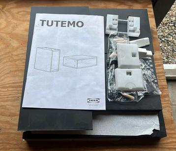 Ikea Tutemo kastje zwart beschikbaar voor biedingen