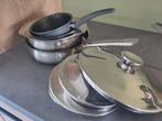 Pannenset van 4 en een steelpannetje, Huis en Inrichting, Keuken | Potten en Pannen, Ophalen of Verzenden, Gebruikt, Rvs, Pannenset