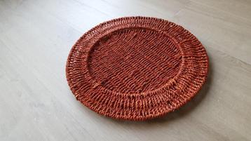 schaal 36 cm. oranje beschikbaar voor biedingen