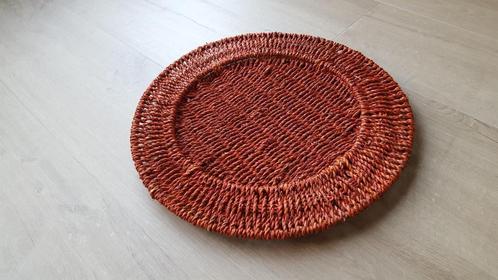 schaal 36 cm. oranje, Huis en Inrichting, Woonaccessoires | Schalen en Manden, Zo goed als nieuw, Schaal, Rond, Overige materialen