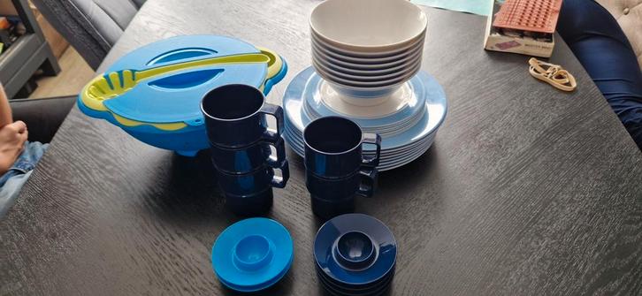 Mepal servies, diverse spullen, blauw met wit, Caravans en Kamperen, Kampeeraccessoires, Gebruikt, Ophalen of Verzenden