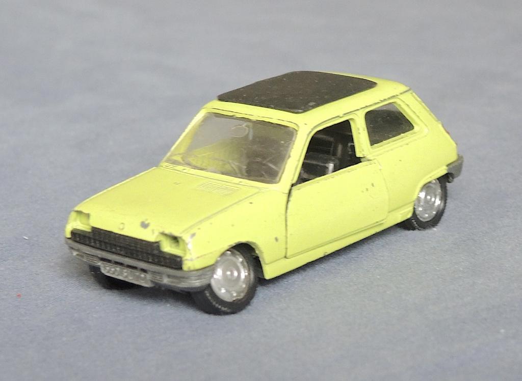 Norev nr. 711 - Renault 5, Hobby en Vrije tijd, Modelauto's | 1:43, Ophalen of Verzenden, Gebruikt, Auto, Norev