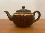 Klein Theepotje, aardewerk, Ophalen of Verzenden, Aardewerk, Overige stijlen, Overige typen