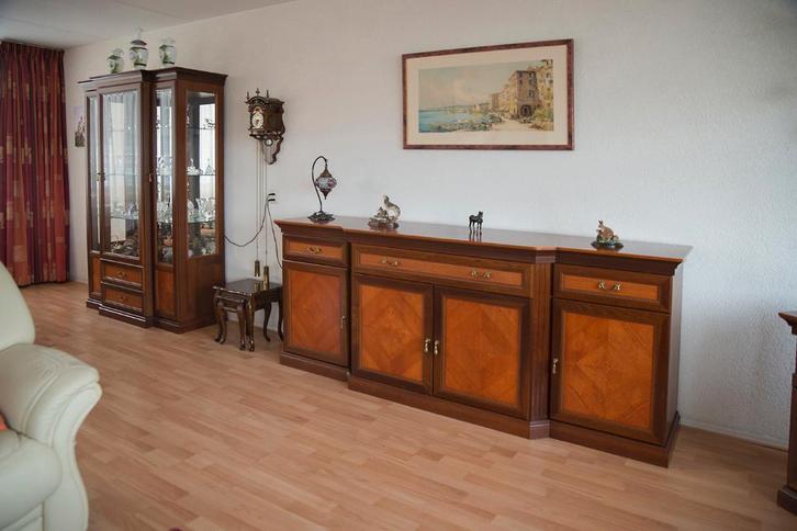 Meubilair, bed, wasmachine, kristallen glazen etc. T.E.A.B., Huis en Inrichting, Complete inboedels, Ophalen